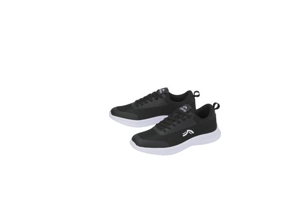 Ladies' trainers