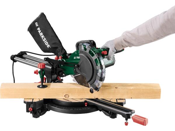 Sliding Compound Mitre Saw