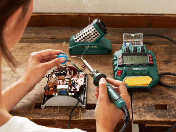 Digital Soldering Station