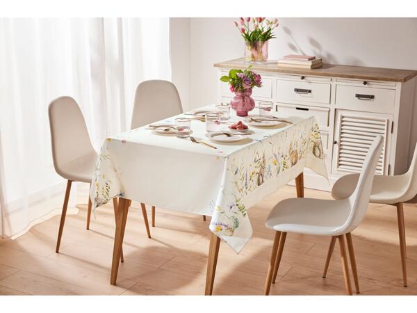 Tablecloth/Table Runner Set