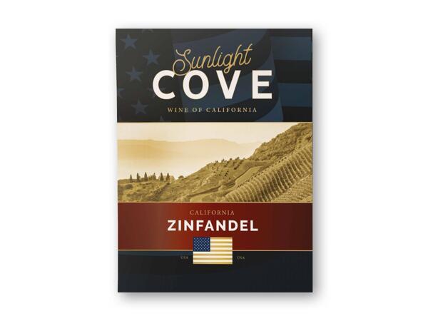 Sunlight Cove Pinot Noir Zinfandel, Chardonnay eller rosé.