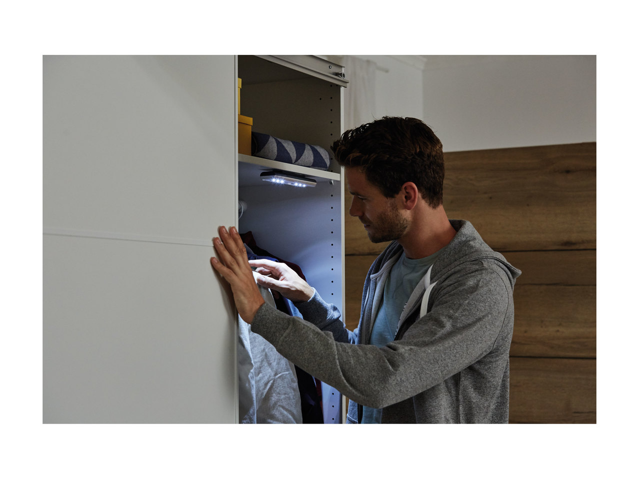 Livarno Lux LED Sensor Light1
