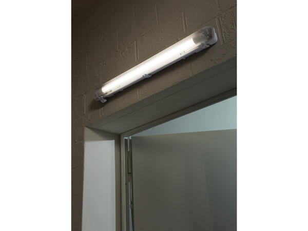 LED Moisture- Proof Light