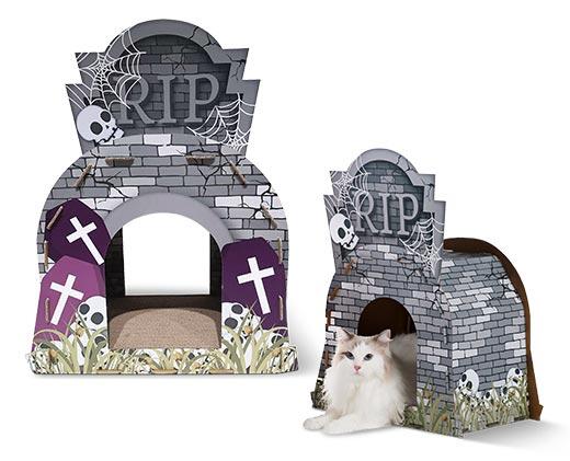 Heart to Tail Halloween Cat Scratching Playhouse