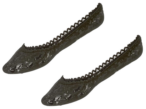 Ladies' Footsies