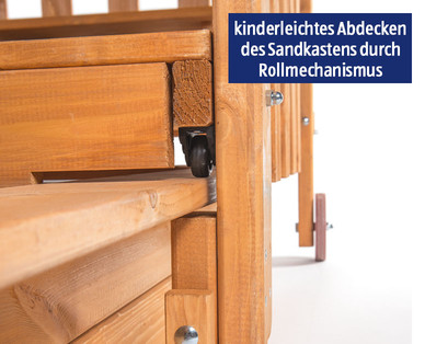 Spielhaus mit Sandkasten