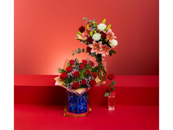 Valentine's Hat Box Bouquet