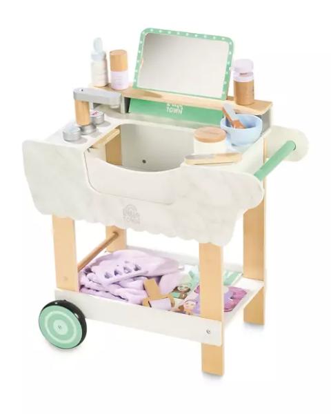 Wooden Beauty Station