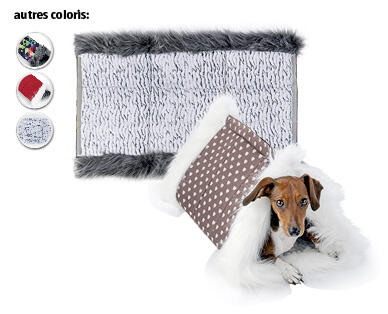 ROMEO SHAH
PLAID/ABRI DOUILLET POUR ANIMAUX