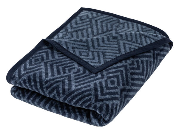 Dralon and Cotton Blend Blanket