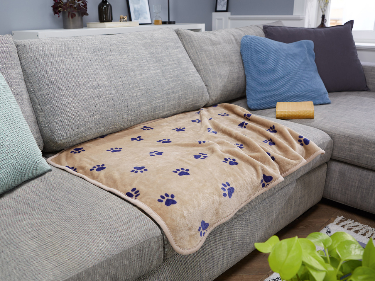 Reversible Pet Blanket