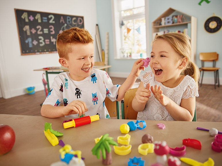 FEUCHTMANN Kids' Activity Set