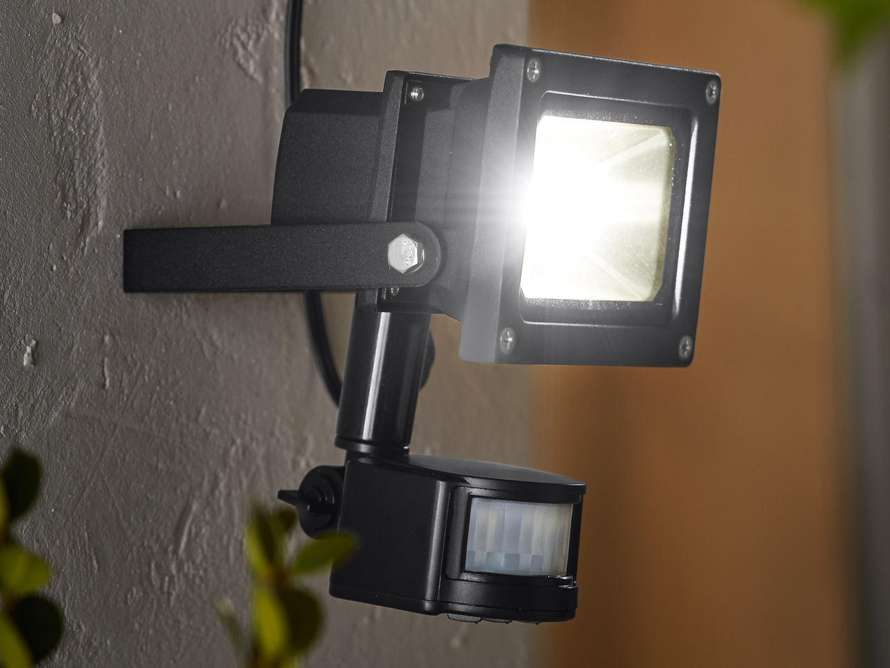 LIVARNO(R)LUX LED-Solarstrahler