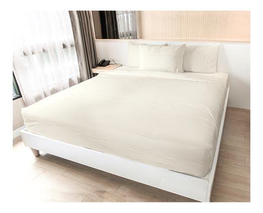 Huntington Home 
 4-Piece Queen Sheet Set