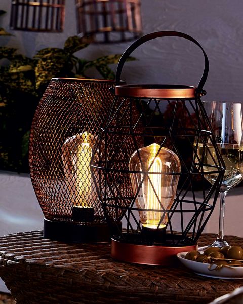 Garden Bright Solar Prism Lantern
