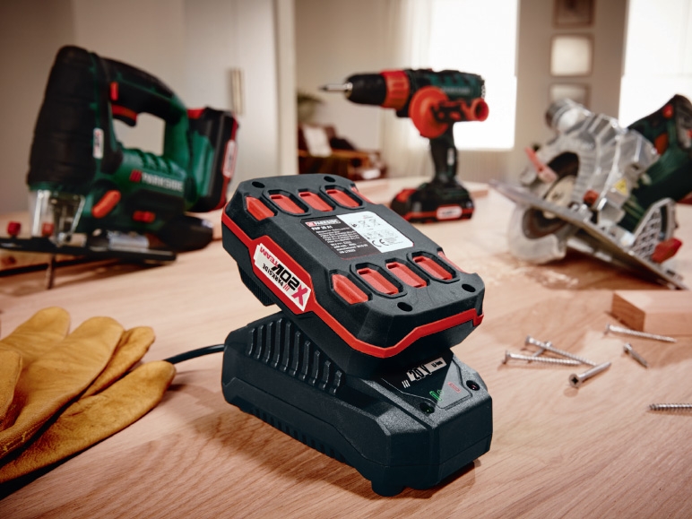 PARKSIDE(R) Spare Battery & Charger