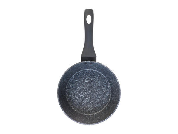 Russell Hobbs 20CM Saucepan