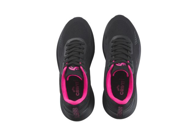 Ladies' trainers