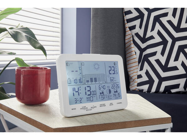 Radio-Controlled Weather Station