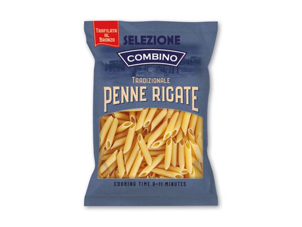 Pasta i bronzeform
