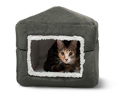 Heart to Tail
Cat Bed
