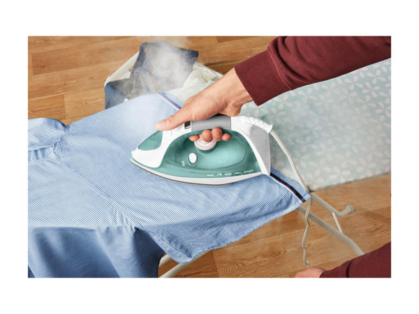 Silvercrest Steam Iron1