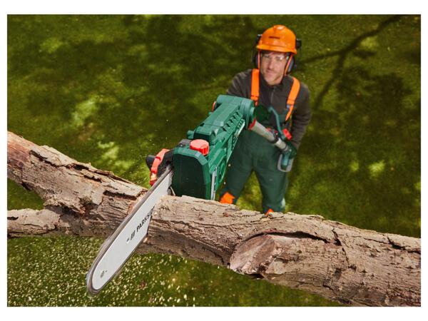 Cordless Pruner