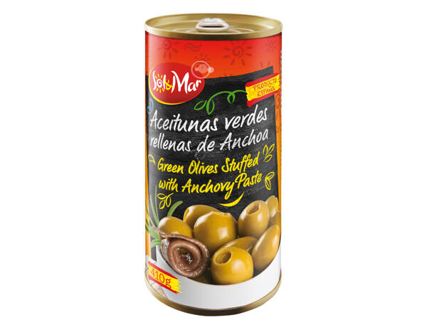 Olives vertes farcies aux anchois