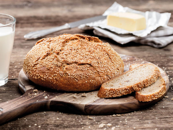 Österreichisches Landkornbrot mit Sesam