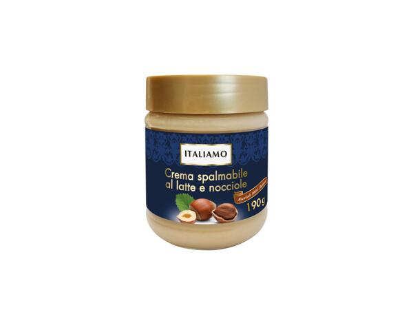 Spread cream with milk and hazelnuts