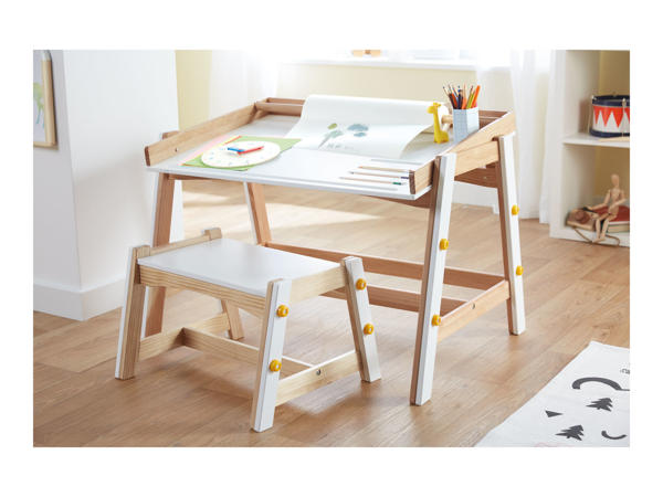 Livarno Living Kids' Height-Adjustable Wooden Table1