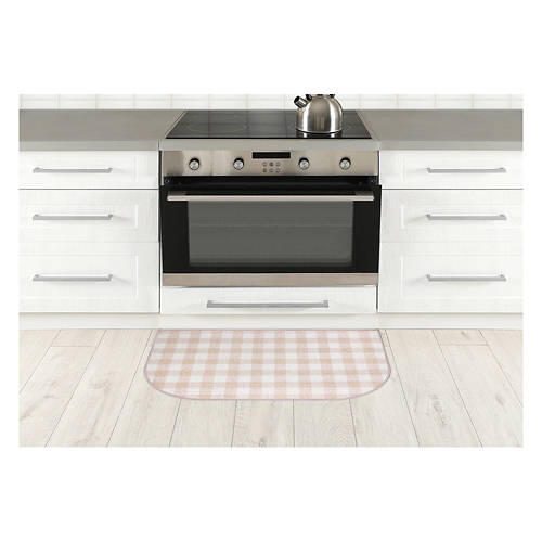 19.5" x 34" Bevington Kitchen Rug - Gingham