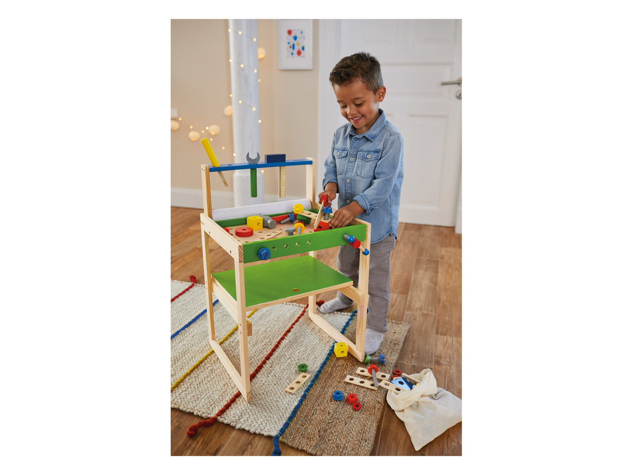 Playtive Junior Workbench1