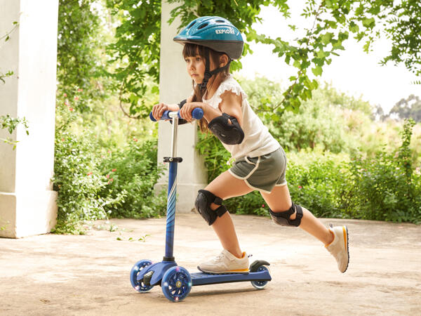 Trottinette avec roues LED