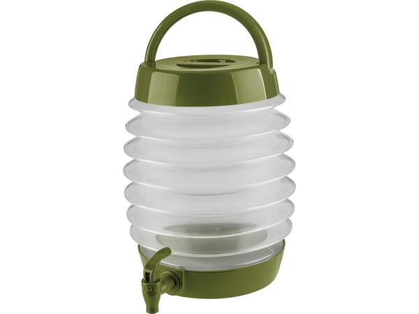Collapsible drink dispenser