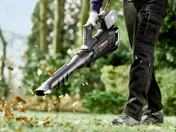 Cordless Turbine Leaf Blower