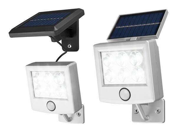 LED-strålkastare med solceller