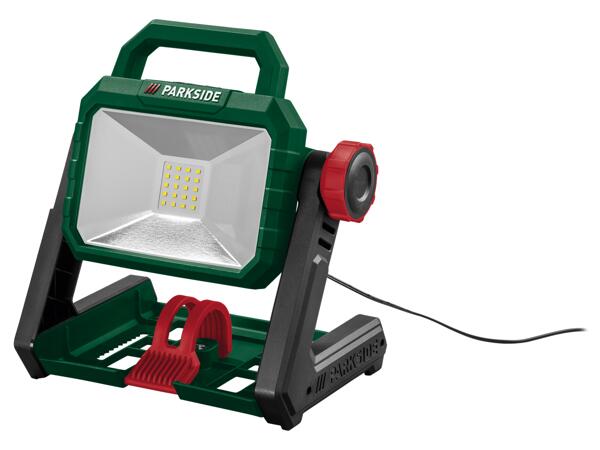 Batteridriven strålkastare
