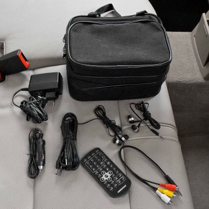 Tragbarer DVD-Player mit 2 Bildschirmen