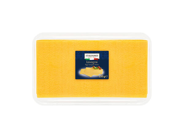 Färska lasagneplattor