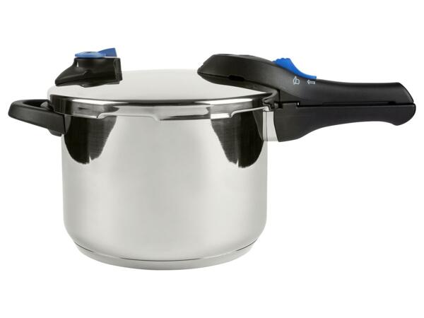 Pressure cooker