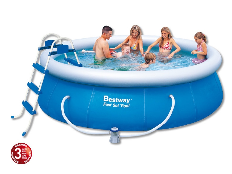 Ensemble piscine ***Cet article est disponible uniquement en Suisse romande et au Tessin.***