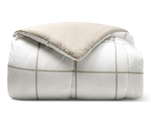 Huntington Home 
 Reversible Comforter
