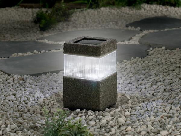 Lámpara solar LED efecto piedra cuadrada