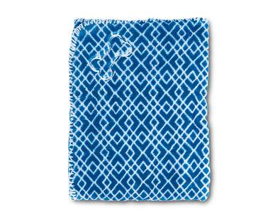 Heart to Tail Spring Pet Throw