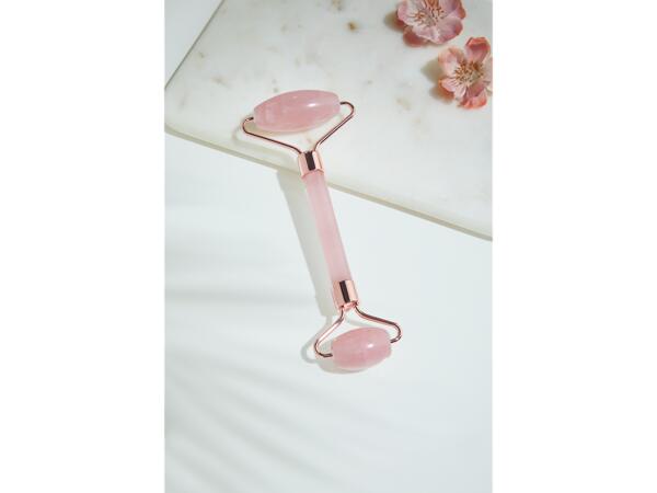 Rose Quartz Facial Roller