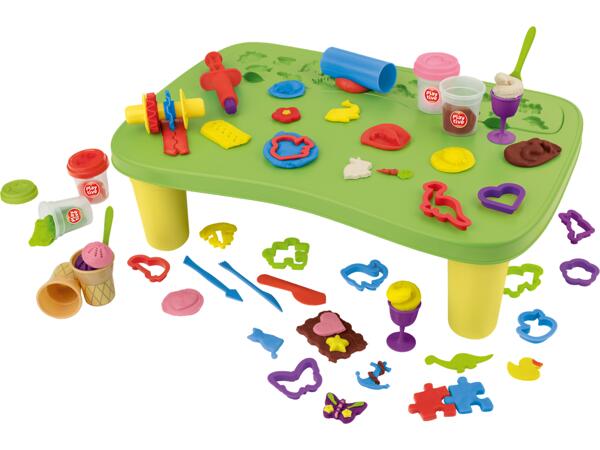 Modelling Dough Play Table