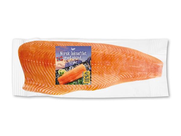 HAVBLÅ Hel lakseside