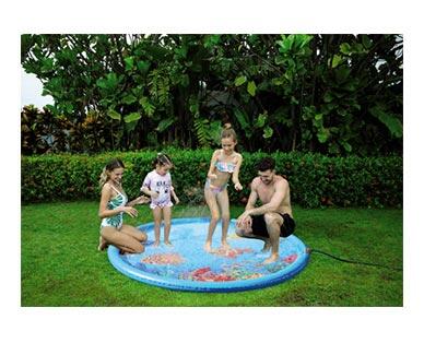 Crane
68" Family Splash Pad