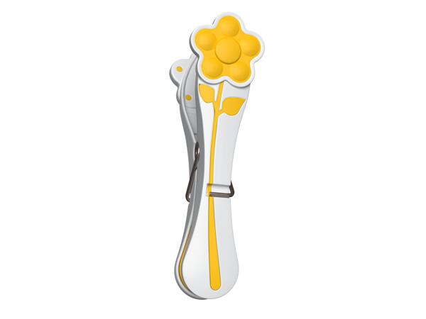 Clothes Pegs